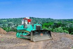 全球首台AI纯电无人推土机——山东沉工集团所属